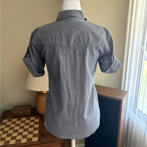 Rubbish Nordstrom Gray Chambray Roll Tab Button Down Shirt XS - Picture 2 of 10